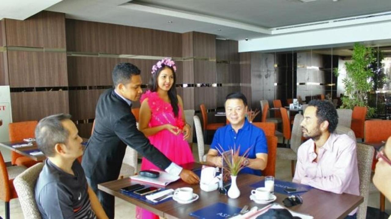 Aston Kupang Hotel & Convention Center Exteriér fotografie